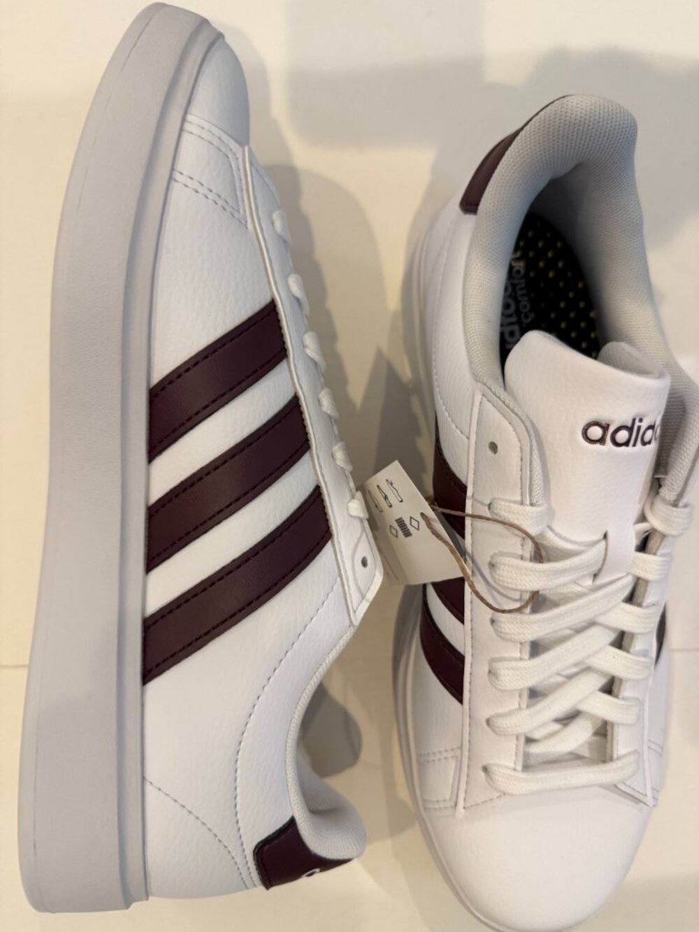 Adidas Grand Court 2.0 Cloud White /Brown /Aurora Met. Athletic Sneaker
